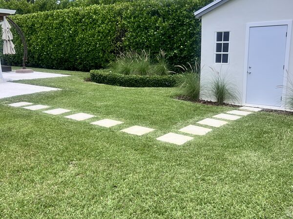 Lawn mowing and maintenance in Cutler Bay, FL